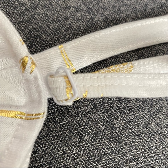 Torrid Off Shoulder Feather Soft Slub Twist Hem White Gold Palm Tree Top 1X - Picture 5 of 12